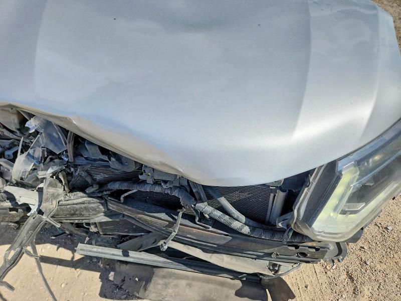 2019 Nissan Rogue მანქანა იყიდება აუქციონზე, vin: 5N1AT2MT5KC704896, აუქციონის ნომერი: 70970916