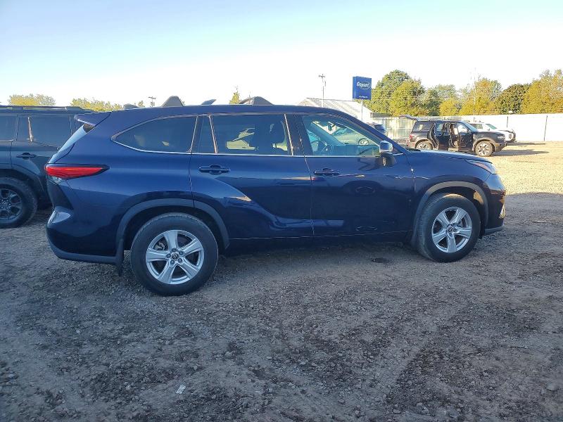 70712096 :رقم المزاد ، 5TDBZRBH6NS562107 vin ، 2022 Toyota Highlander مزاد بيع