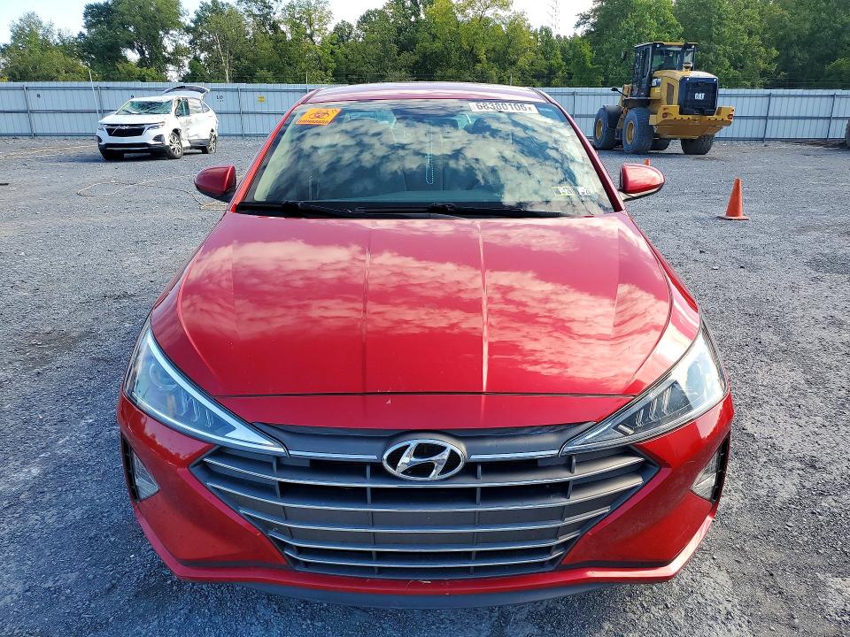 68380106 :رقم المزاد ، 5NPD74LF4LH620992 vin ، 2020 Hyundai Elantra مزاد بيع