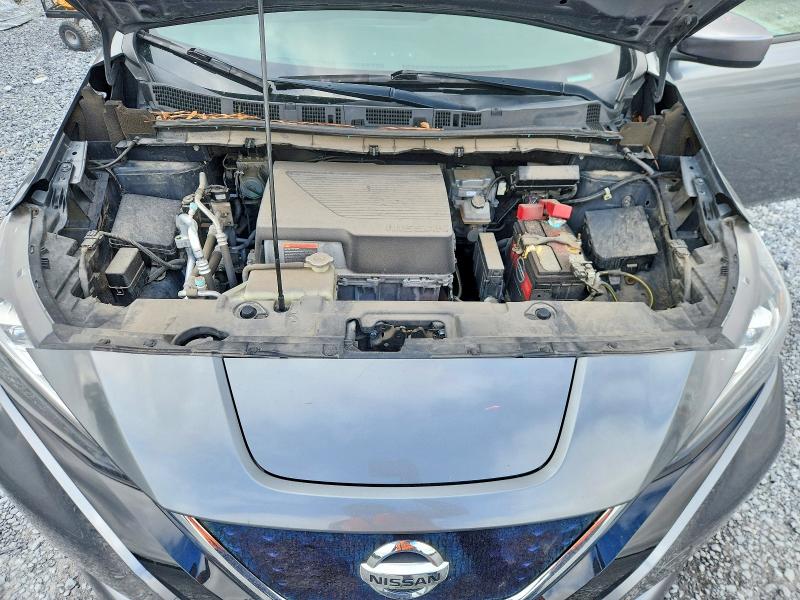 69892186 :رقم المزاد ، 1N4AZ1CP9JC305947 vin ، 2018 Nissan Leaf مزاد بيع