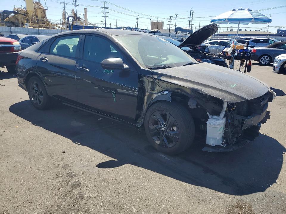 70072666 :رقم المزاد ، KMHLM4AG5NU286945 vin ، 2022 Hyundai Elantra مزاد بيع