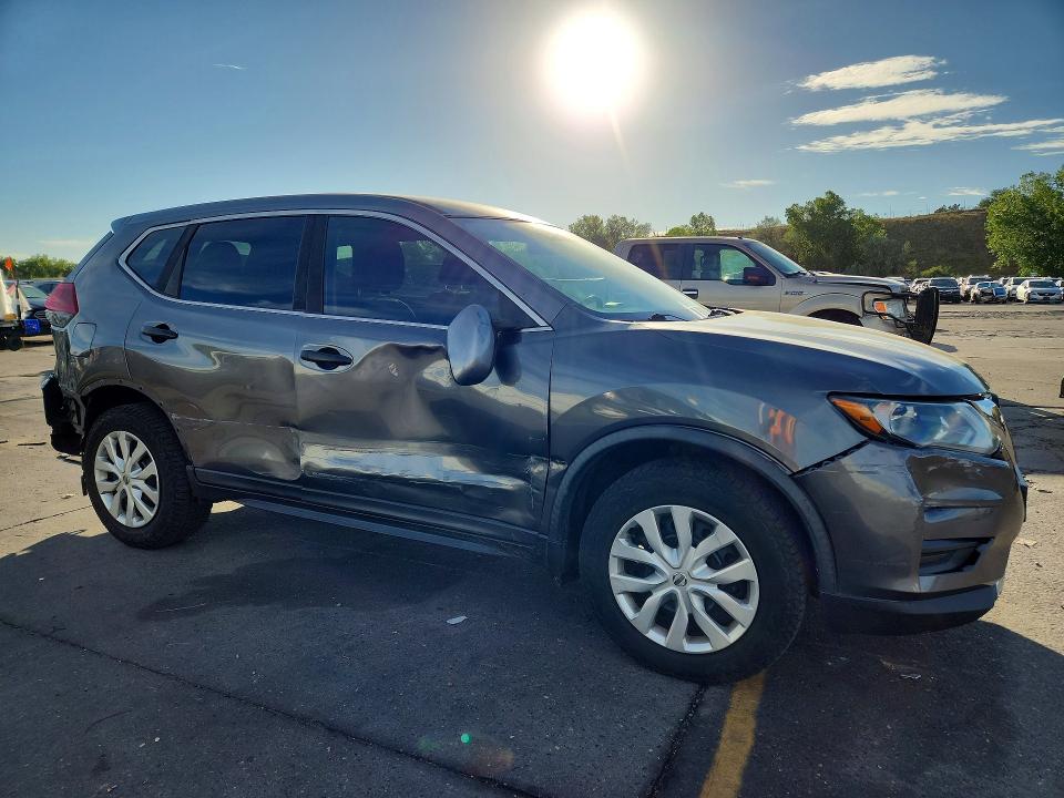 2018 Nissan Rogue მანქანა იყიდება აუქციონზე, vin: KNMAT2MV4JP503777, აუქციონის ნომერი: 69013646