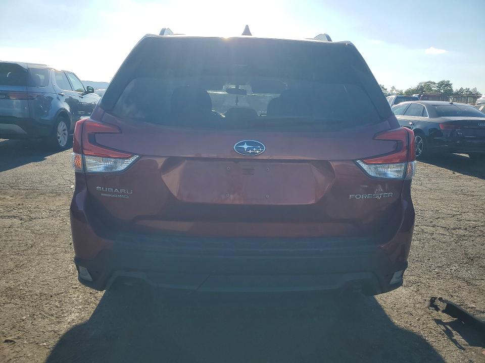 Продаж на аукціоні авто 2020 Subaru Forester, vin: JF2SKAGCXLH439755, номер лоту: 68817366
