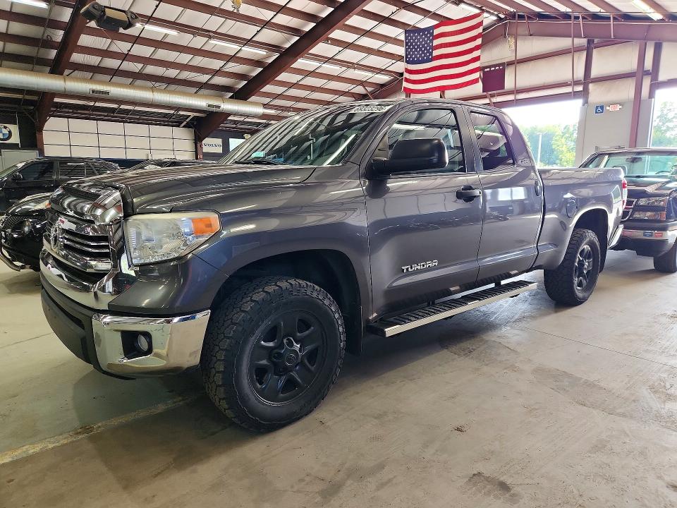 Auction sale of the 2017 Toyota Tundra, vin: 5TFUM5F16HX070432, lot number: 69323296