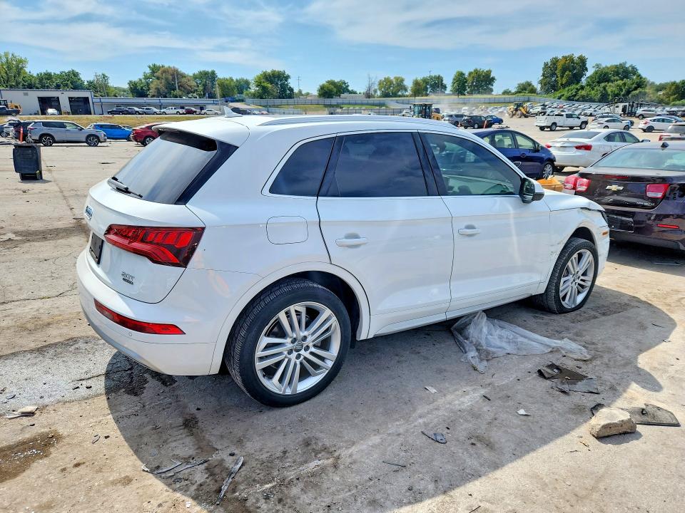 67712566 :رقم المزاد ، WA1BNAFY1J2029424 vin ، 2018 Audi Q5 مزاد بيع