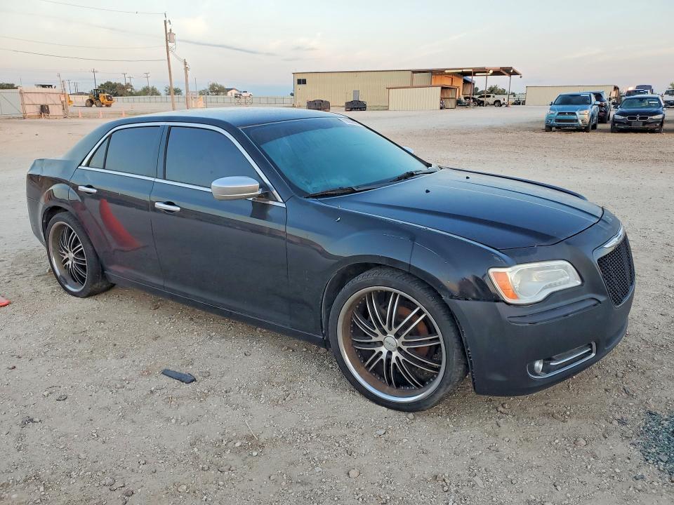 2014 Chrysler 300c მანქანა იყიდება აუქციონზე, vin: 2C3CCADG2EH186259, აუქციონის ნომერი: 70632886