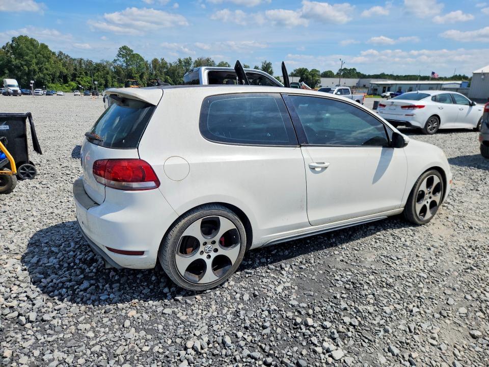 69443026 :رقم المزاد ، WVWEV7AJ4BW103879 vin ، 2011 Volkswagen Gti مزاد بيع