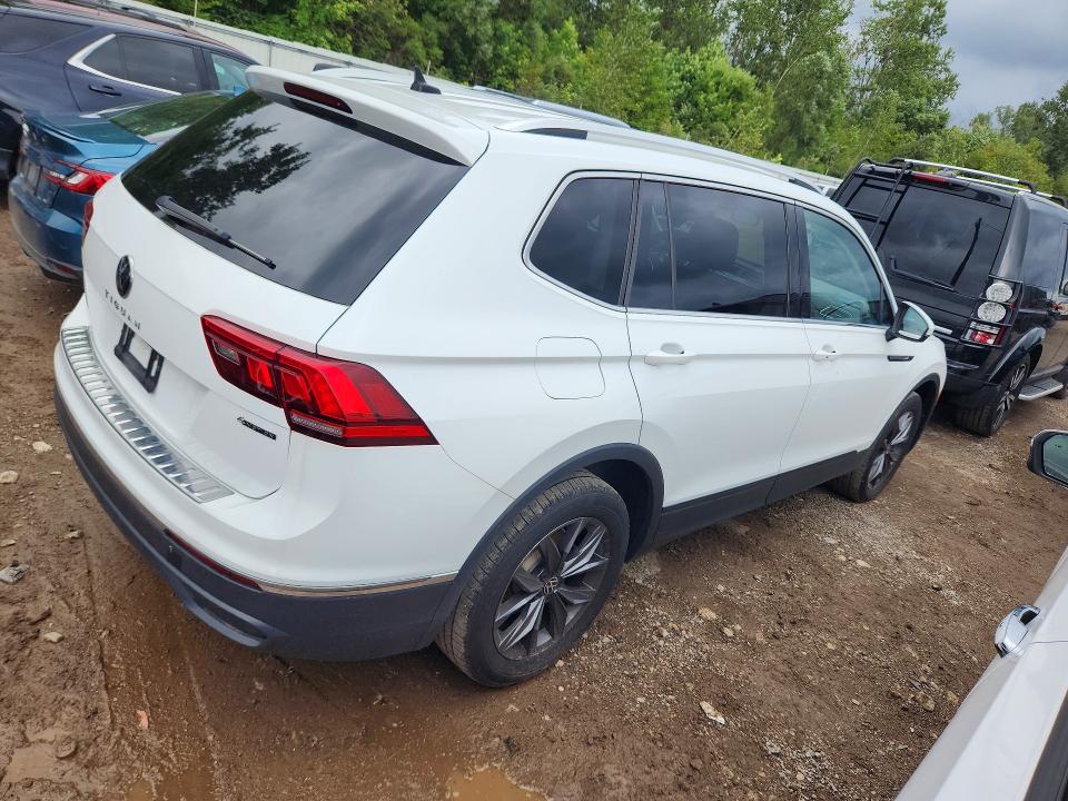 Продажа на аукционе авто 2024 Volkswagen Tiguan, vin: 3VV2B7AXXRM036667, номер лота: 67600276