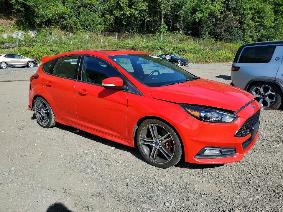 Продажа на аукционе авто 2016 Ford Focus, vin: 1FADP3L94GL261669, номер лота: 67317556