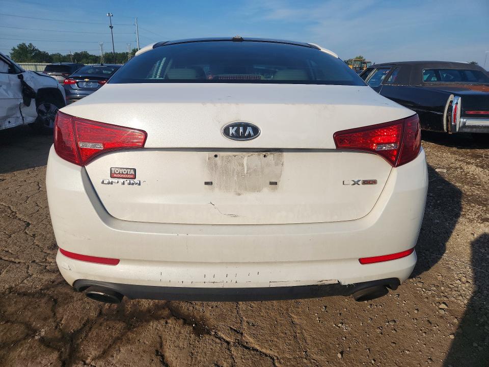2011 Kia Optima მანქანა იყიდება აუქციონზე, vin: KNAGN4A70B5063461, აუქციონის ნომერი: 67363946