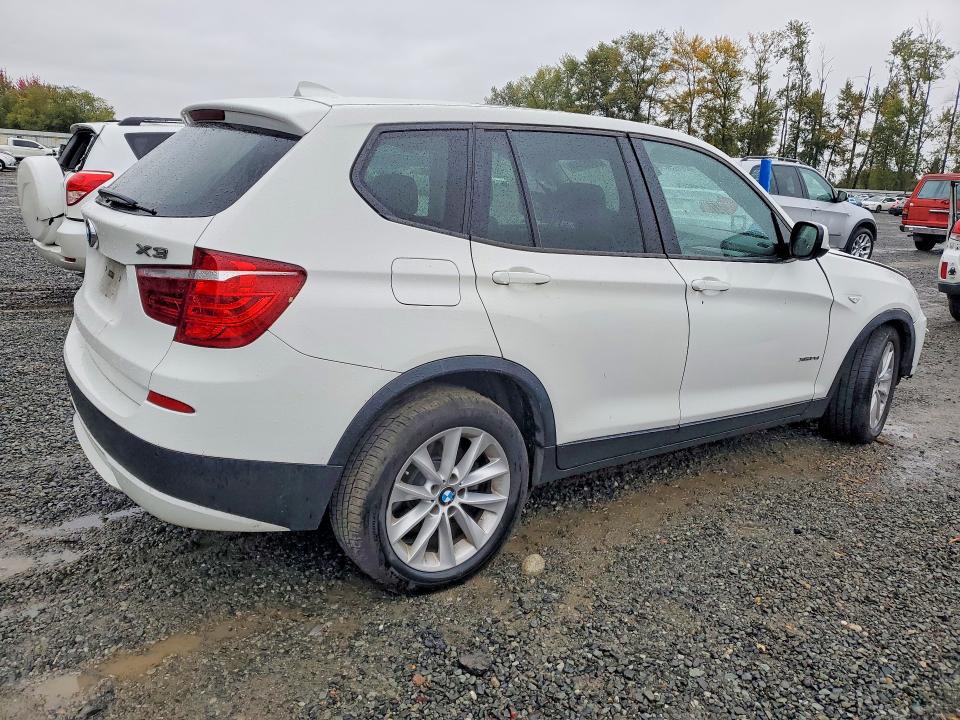 2014 Bmw X3 მანქანა იყიდება აუქციონზე, vin: 5UXWX9C57E0D25562, აუქციონის ნომერი: 70281446
