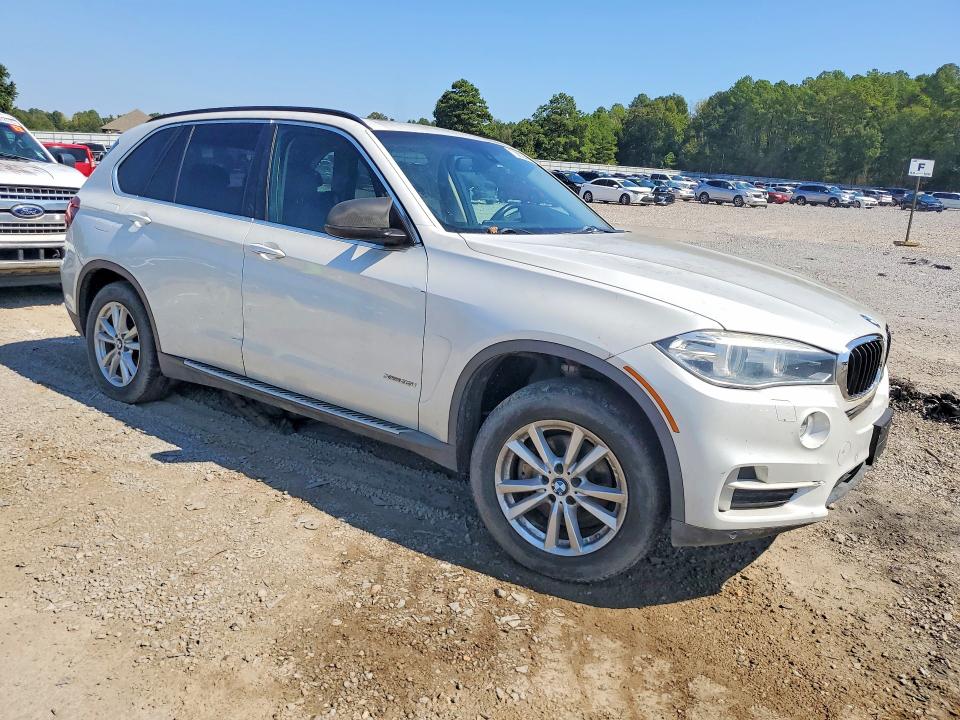 70082246 :رقم المزاد ، 5UXKR0C54F0K63265 vin ، 2015 Bmw X5 مزاد بيع
