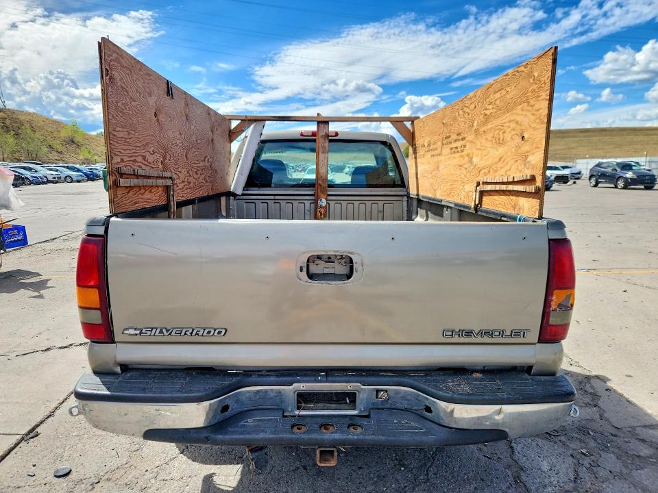 Продажа на аукционе авто 2000 Chevrolet Silverado, vin: 1GCEK14T3YE432851, номер лота: 69400416