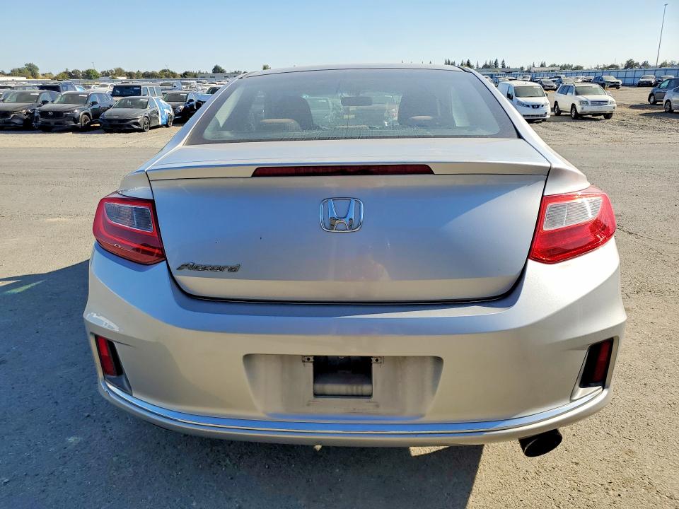 2013 Honda Accord მანქანა იყიდება აუქციონზე, vin: 1HGCT1B38DA019687, აუქციონის ნომერი: 69884146