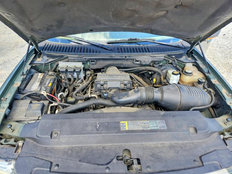 2005 Ford Expedition მანქანა იყიდება აუქციონზე, vin: 1FMFU17585LB14271, აუქციონის ნომერი: 70042636