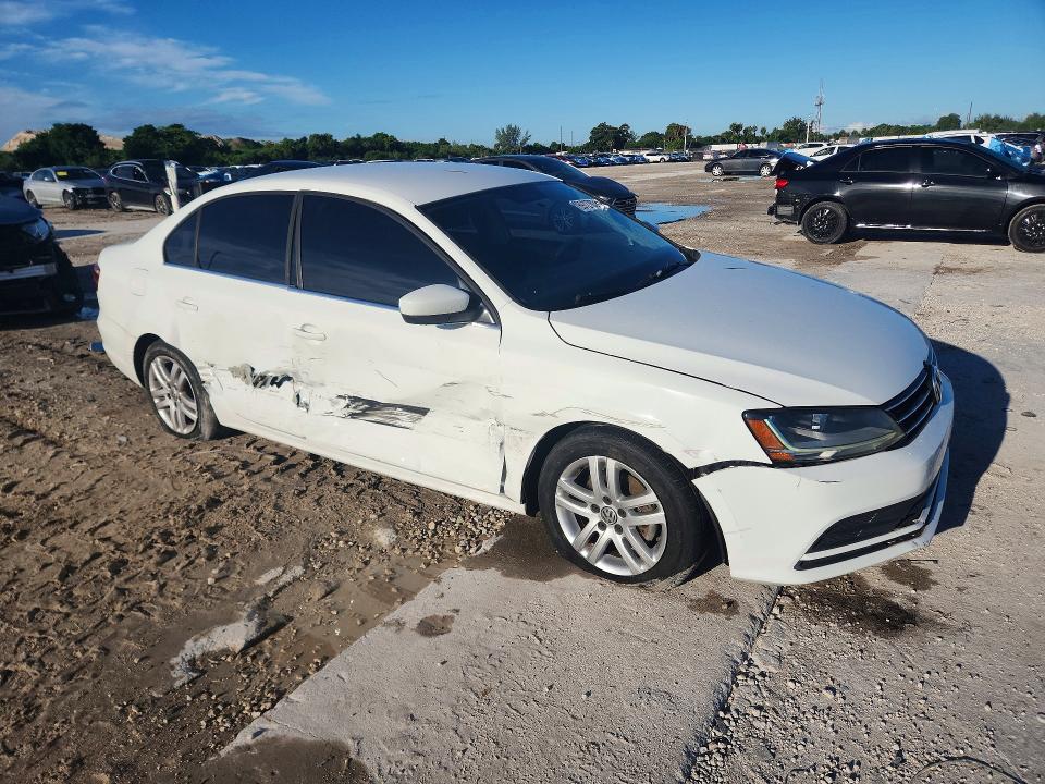 69727036 :رقم المزاد ، 3VW2B7AJ7HM224150 vin ، 2017 Volkswagen Jetta مزاد بيع