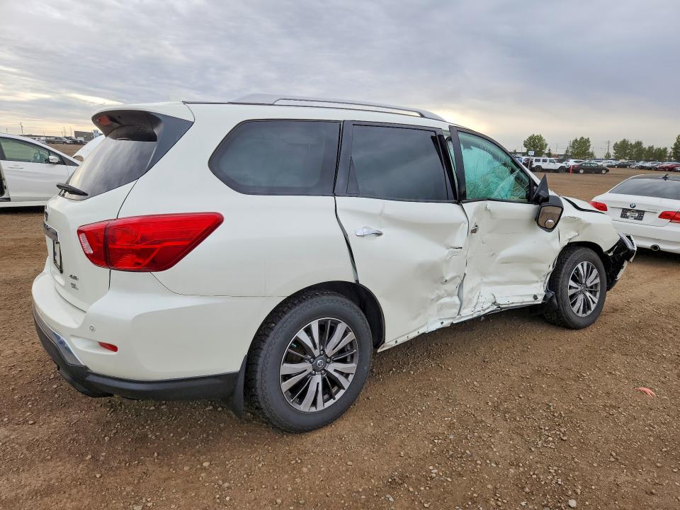 67994186 :رقم المزاد ، 5N1DR2MM4KC595349 vin ، 2019 Nissan Pathfinder مزاد بيع