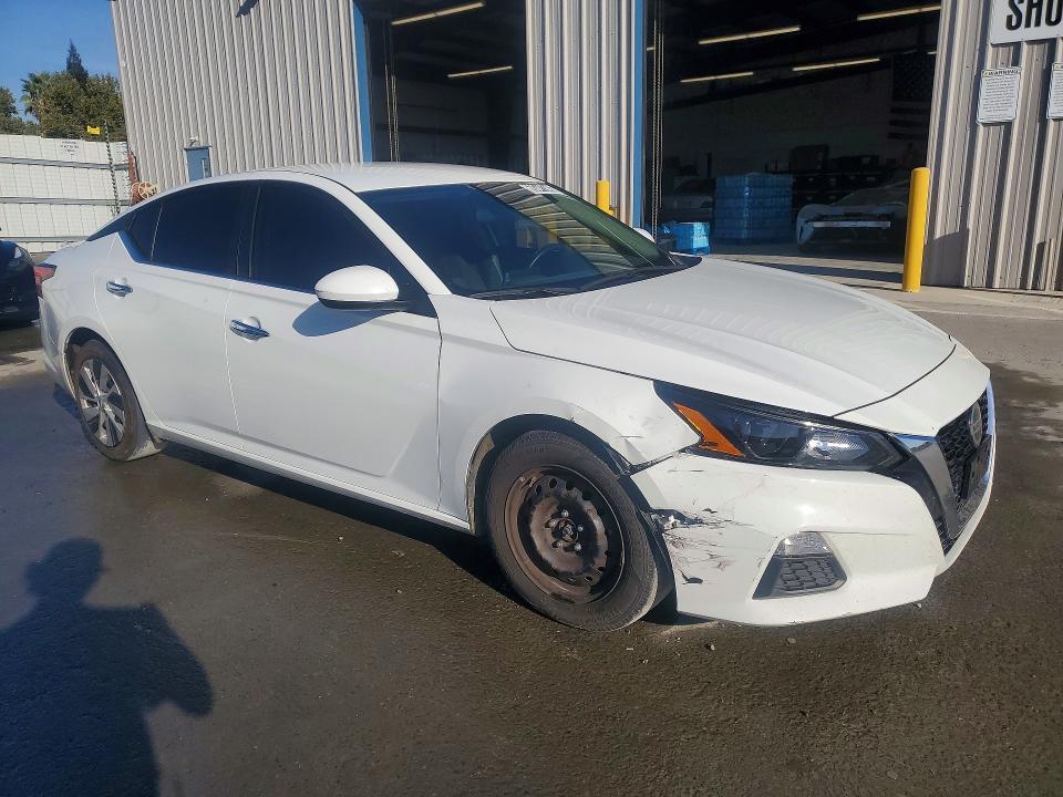 2022 Nissan Altima მანქანა იყიდება აუქციონზე, vin: 1N4BL4BV4NN307221, აუქციონის ნომერი: 69341346