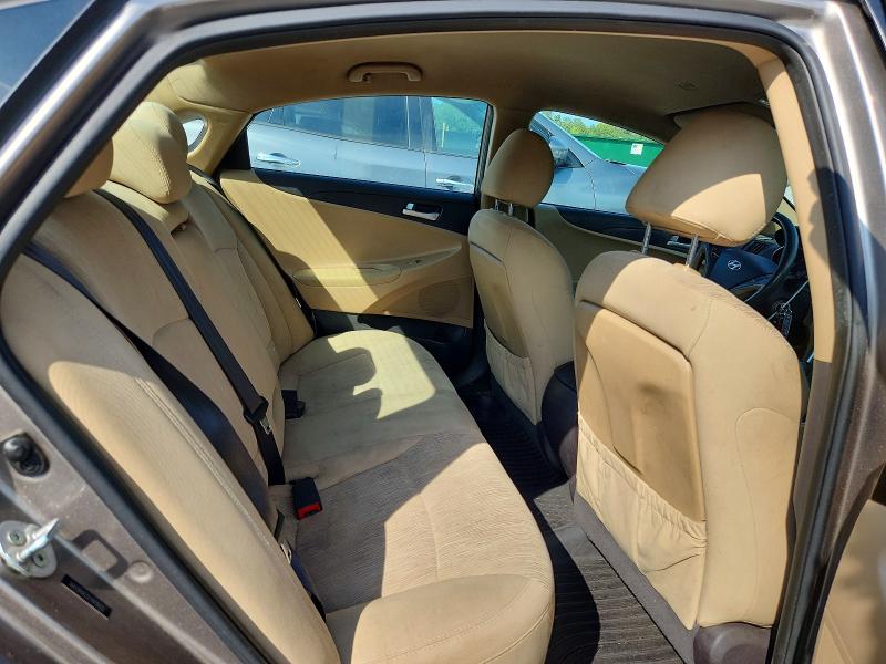 2014 Hyundai Sonata მანქანა იყიდება აუქციონზე, vin: 5NPEB4AC0EH918955, აუქციონის ნომერი: 69942306