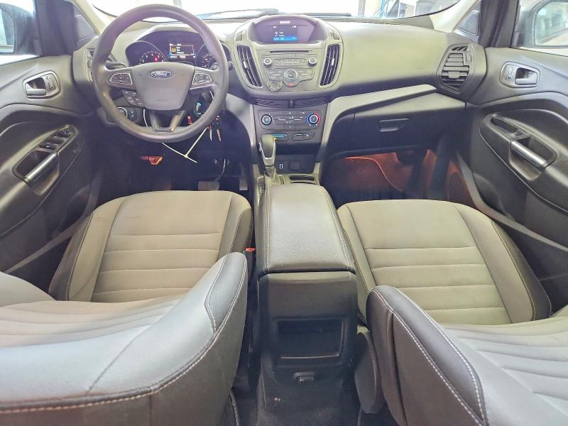 68082106 :رقم المزاد ، 1FMCU0F73HUD28986 vin ، 2017 Ford Escape مزاد بيع