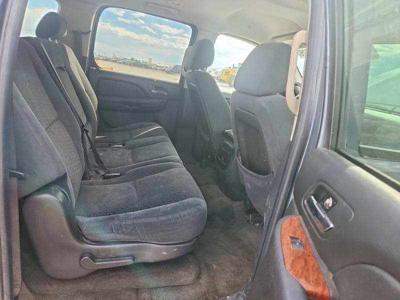 68774626 :رقم المزاد ، 1GKFK16368J145839 vin ، 2008 Gmc Yukon Xl مزاد بيع