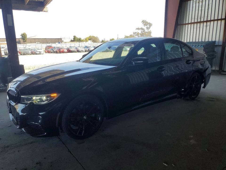 2021 Bmw 330i მანქანა იყიდება აუქციონზე, vin: 3MW5R1J04M8B86120, აუქციონის ნომერი: 70127586