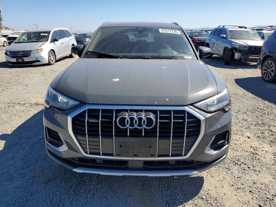 2020 Audi Q3 მანქანა იყიდება აუქციონზე, vin: WA1AECF35L1101309, აუქციონის ნომერი: 67677236