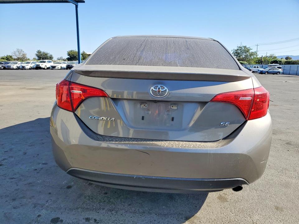 65322436 :رقم المزاد ، 5YFBURHE1KP878448 vin ، 2019 Toyota Corolla مزاد بيع