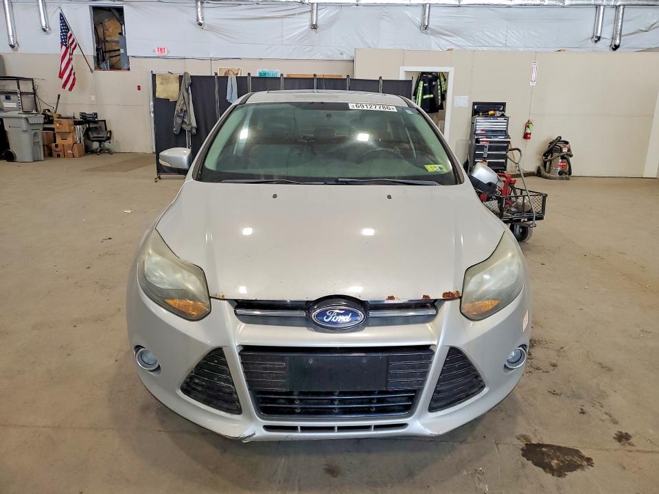 69127786 :رقم المزاد ، 1FADP3N28EL257251 vin ، 2014 Ford Focus مزاد بيع