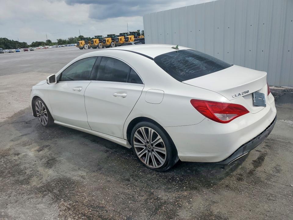 68793486 :رقم المزاد ، WDDSJ4EB5JN678728 vin ، 2018 Mercedes-benz Cla مزاد بيع