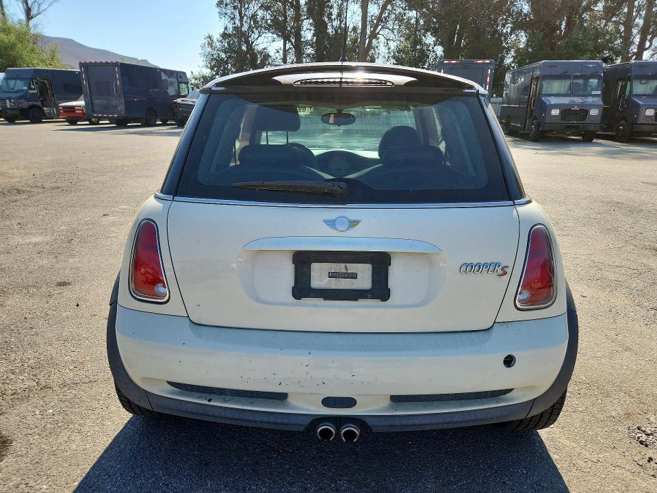 Продажа на аукционе авто 2006 Mini Cooper, vin: WMWRE33566TJ38132, номер лота: 69758206