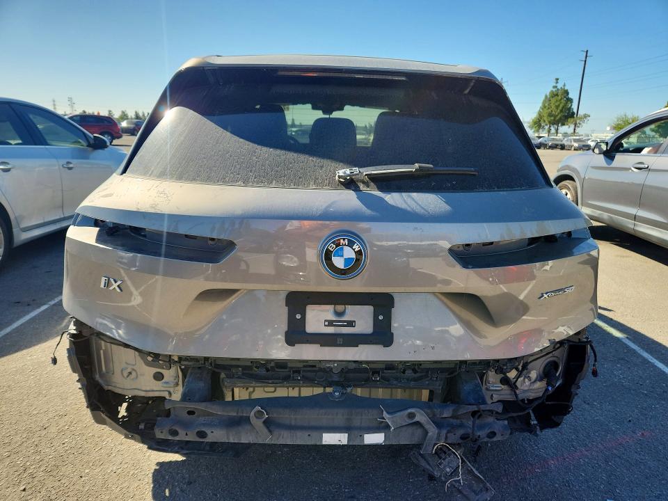 Продаж на аукціоні авто 2024 Bmw Ix, vin: WB523CF03RCR15800, номер лоту: 71004876