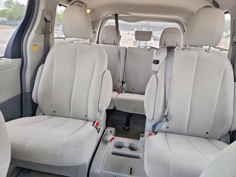 Aukcja sprzedaży 2013 Toyota Sienna, vin: 5TDKK3DC3DS352551, numer aukcji: 70045896