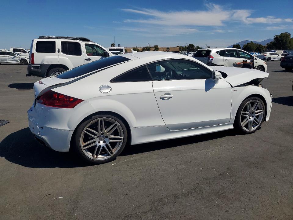 68107006 :رقم المزاد ، TRUBFAFK6B1012615 vin ، 2011 Audi Tt مزاد بيع