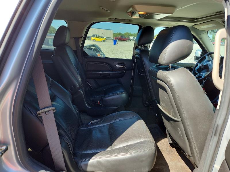 68946286 :رقم المزاد ، 1GYS4CEF4CR262660 vin ، 2012 Cadillac Escalade مزاد بيع