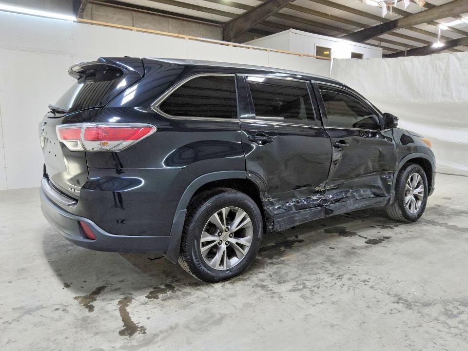 71023566 :رقم المزاد ، 5TDJKRFH1FS156795 vin ، 2015 Toyota Highlander مزاد بيع