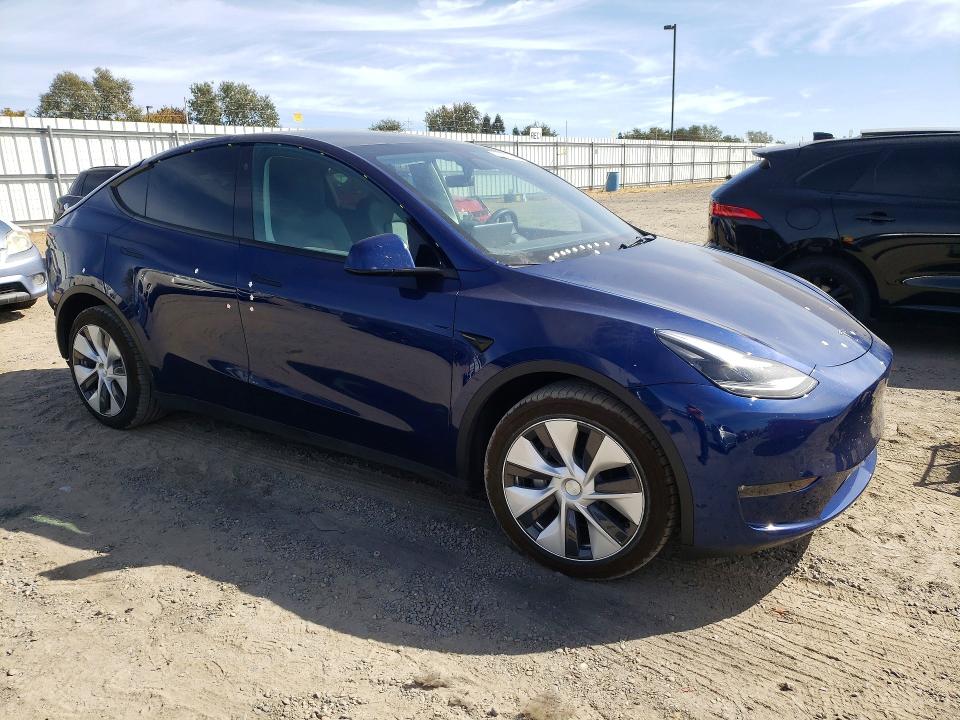 68366486 :رقم المزاد ، 7SAYGDEE7PF628808 vin ، 2023 Tesla Model Y مزاد بيع