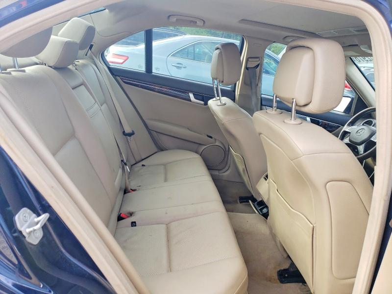 68252976 :رقم المزاد ، WDDGF8BB0CR229231 vin ، 2012 Mercedes-benz C مزاد بيع