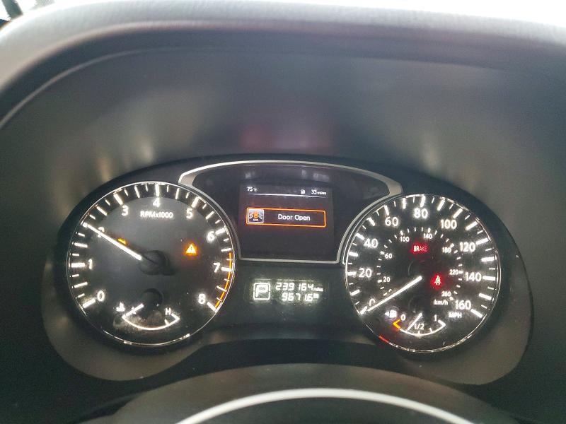 2015 Nissan Pathfinder მანქანა იყიდება აუქციონზე, vin: 5N1AR2MN9FC671584, აუქციონის ნომერი: 70043226