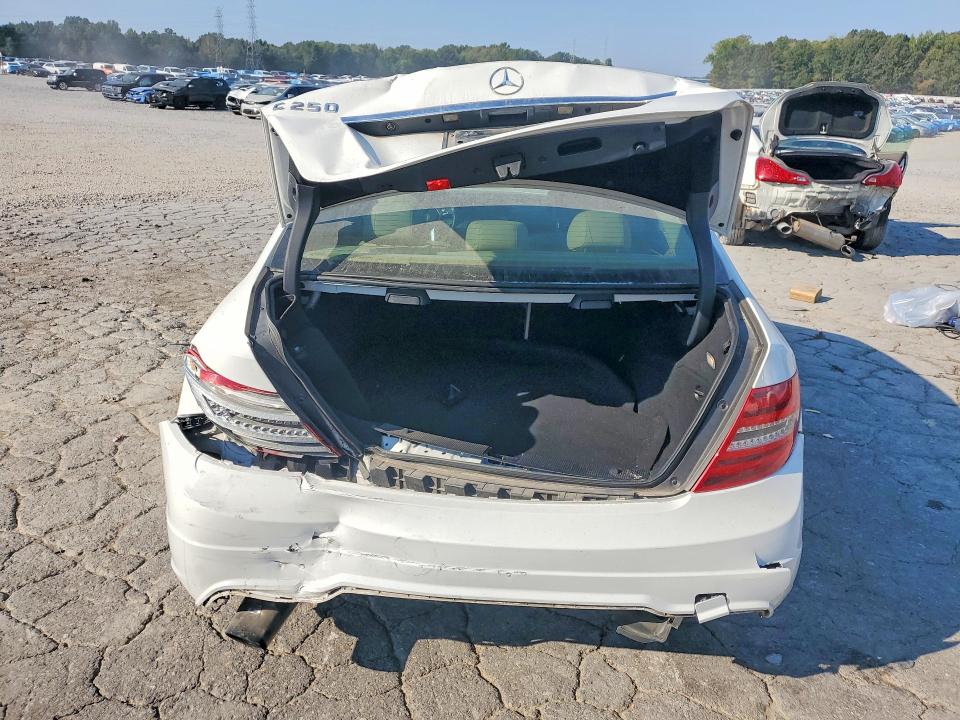 Продаж на аукціоні авто 2013 Mercedes-benz C, vin: WDDGF4HB9DA773050, номер лоту: 69112806