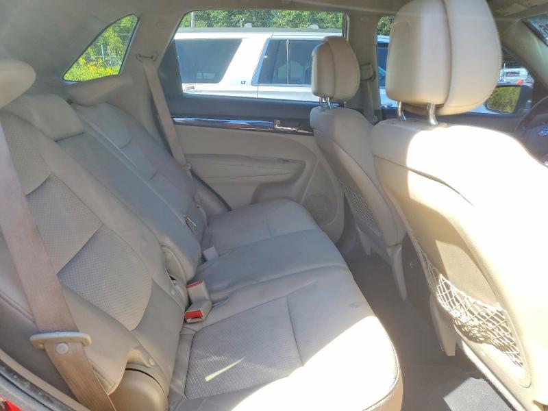 68663786 :رقم المزاد ، 5XYKTDA28BG056434 vin ، 2011 Kia Sorento مزاد بيع