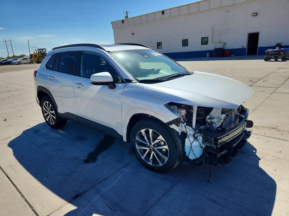 Продаж на аукціоні авто 2024 Toyota Corolla Cross, vin: 7MUDAABG1RV106732, номер лоту: 68876296