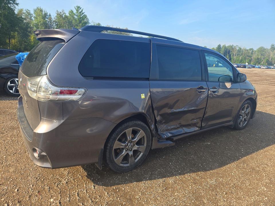 Продаж на аукціоні авто 2018 Toyota Sienna, vin: 5TDXZ3DC0JS954806, номер лоту: 67417906