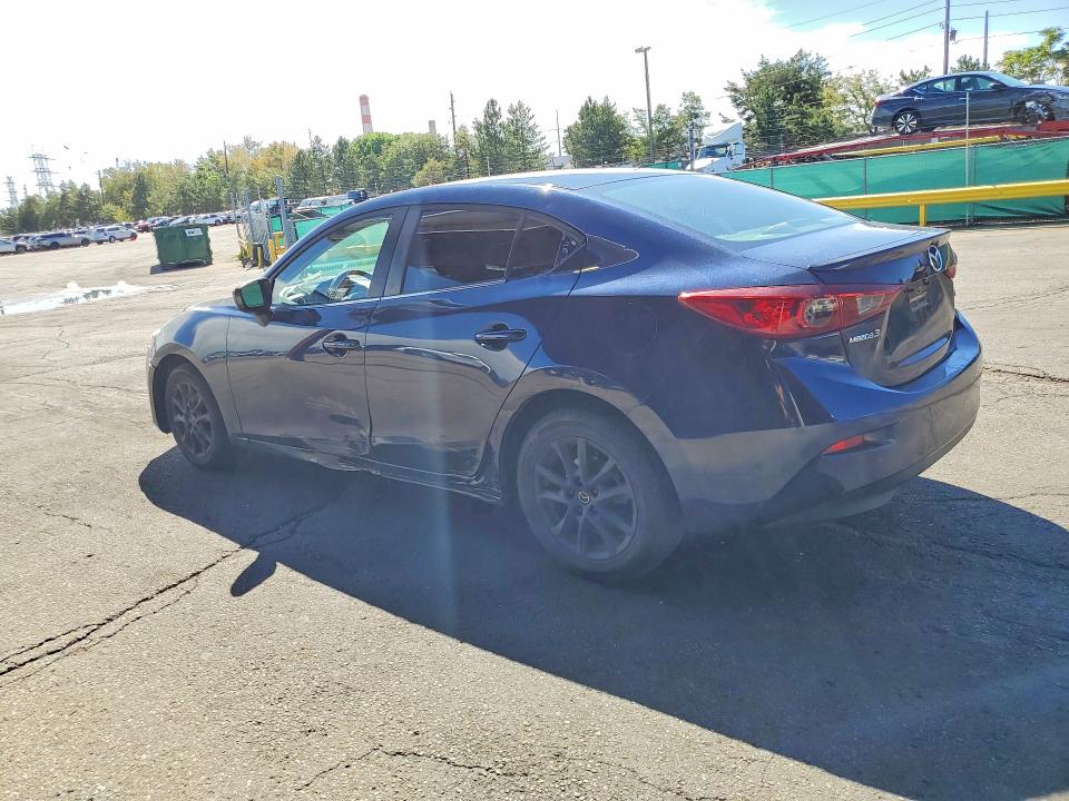 67497576 :رقم المزاد ، 3MZBM1V73FM195703 vin ، 2015 Mazda 3 مزاد بيع