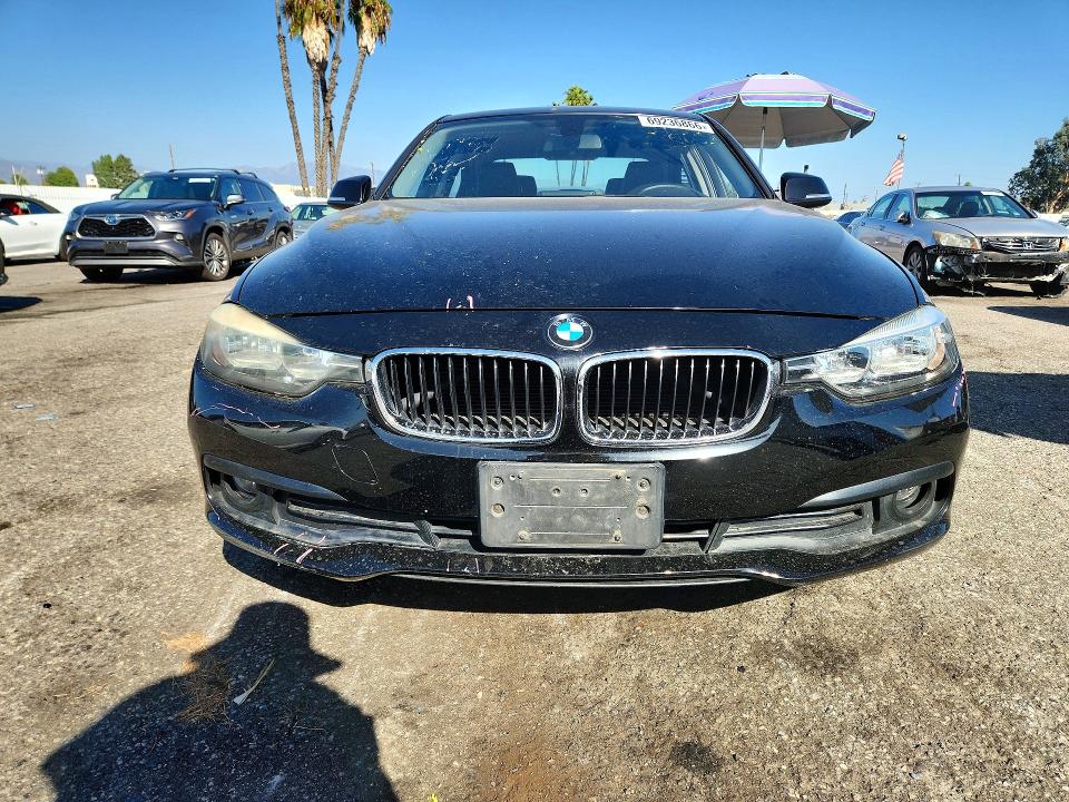 Aukcja sprzedaży 2016 Bmw 320, vin: WBA8E1G54GNT35977, numer aukcji: 69236866