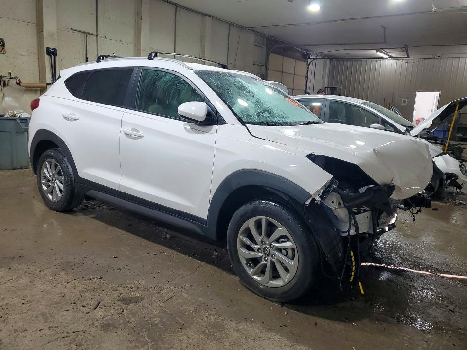 Продаж на аукціоні авто 2016 Hyundai Tucson, vin: KM8J33A48GU194886, номер лоту: 67824486