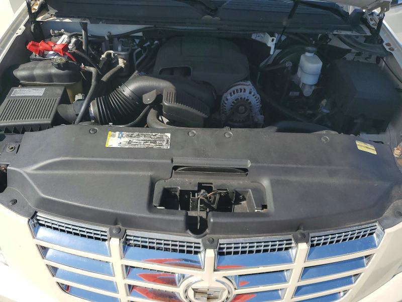2010 Cadillac Escalade მანქანა იყიდება აუქციონზე, vin: 1GYUKBEF1AR179032, აუქციონის ნომერი: 69089076