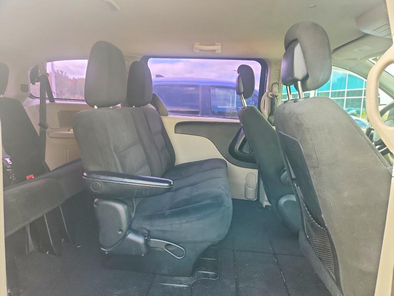70449906 :رقم المزاد ، 2C4RDGBG1GR368900 vin ، 2016 Dodge Grand Caravan مزاد بيع