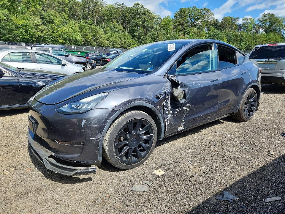 Продаж на аукціоні авто 2021 Tesla Model Y, vin: 5YJYGDED9MF134434, номер лоту: 68159926