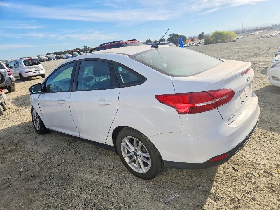 2015 Ford Focus მანქანა იყიდება აუქციონზე, vin: 1FADP3F2XFL329101, აუქციონის ნომერი: 68276256